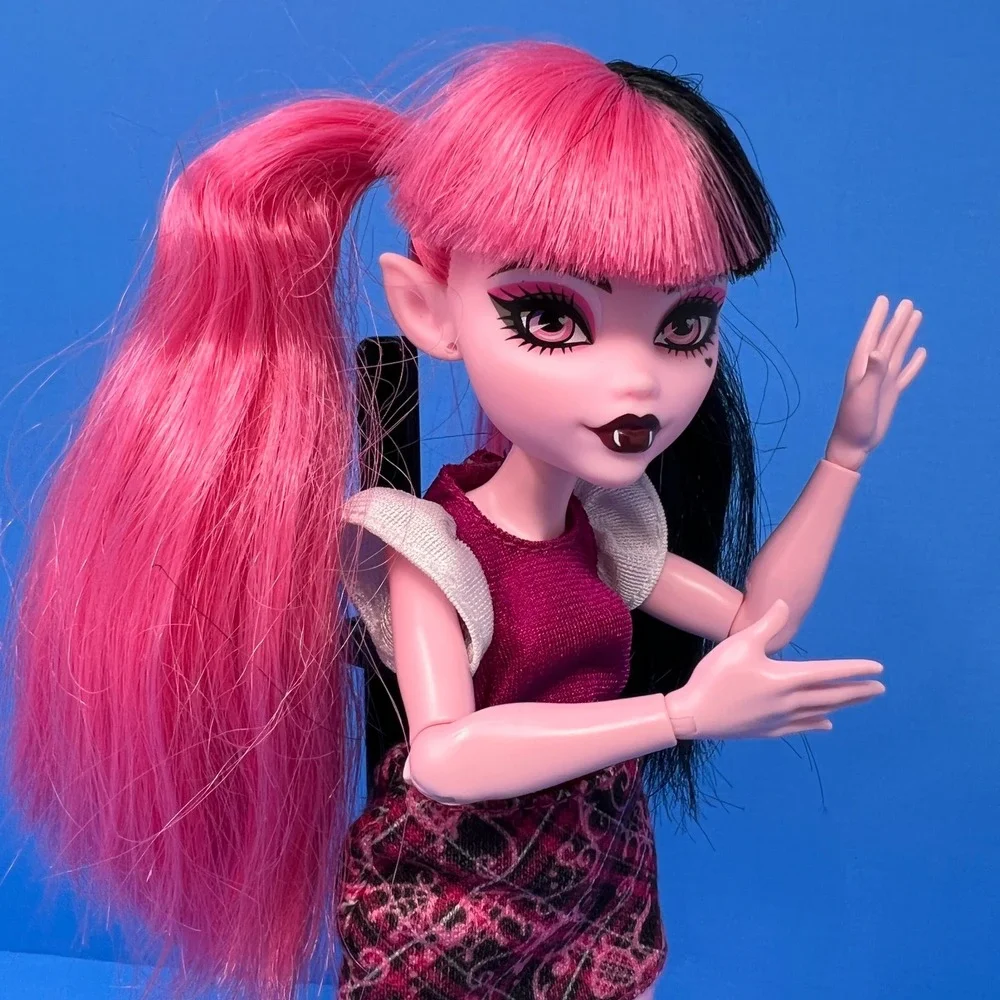 Monster‎ High Draculaura Doll G3 Core Refresh Dracula Daughter 2022 Articulated